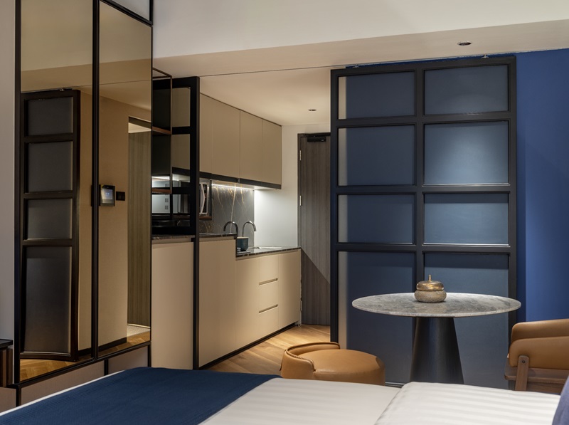 Carstensz Image Slide 2